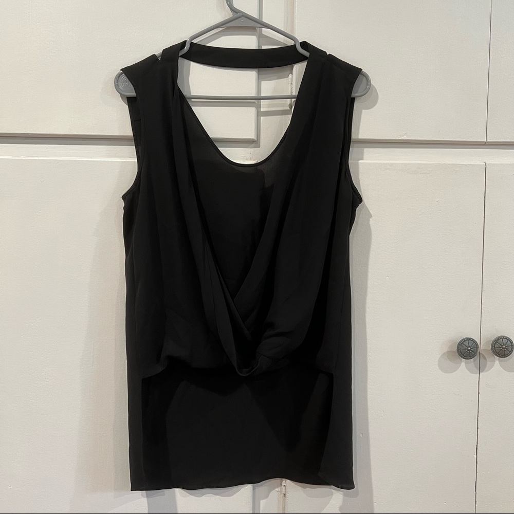 BCBGMAXAZRIA black blouse